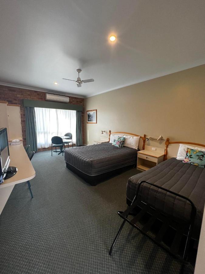 Tumbarumba Motel & Elms Restaurant Eksteriør billede