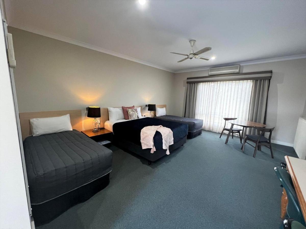 Tumbarumba Motel & Elms Restaurant Eksteriør billede